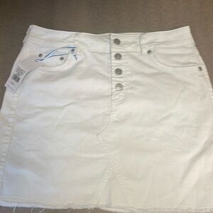 Never worn white skirt